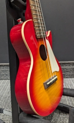 Epiphone Les Paul Acoustic/Electric Soprano Ukulele - Cherry Sunburst 2